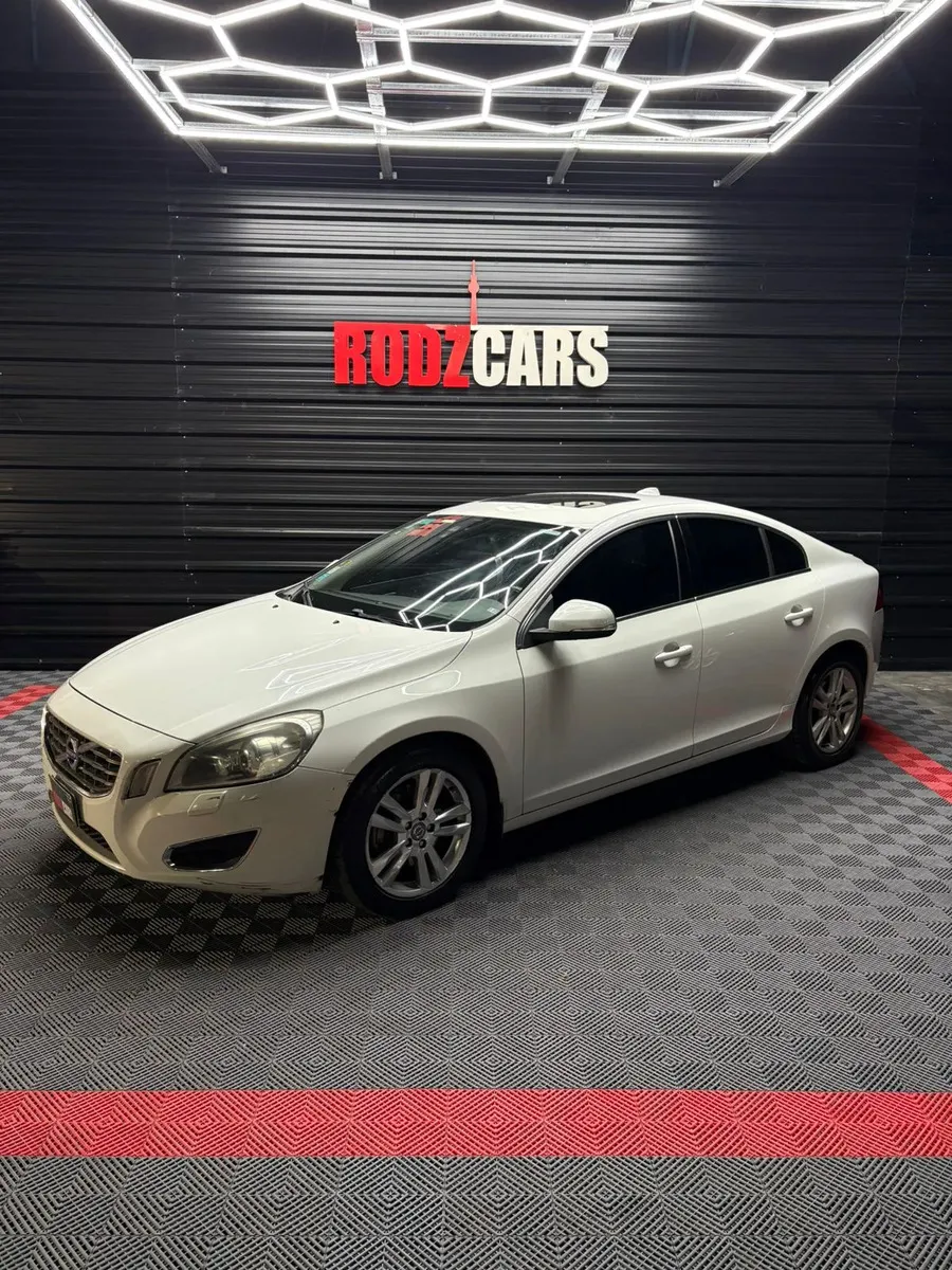 Volvo S60 T6